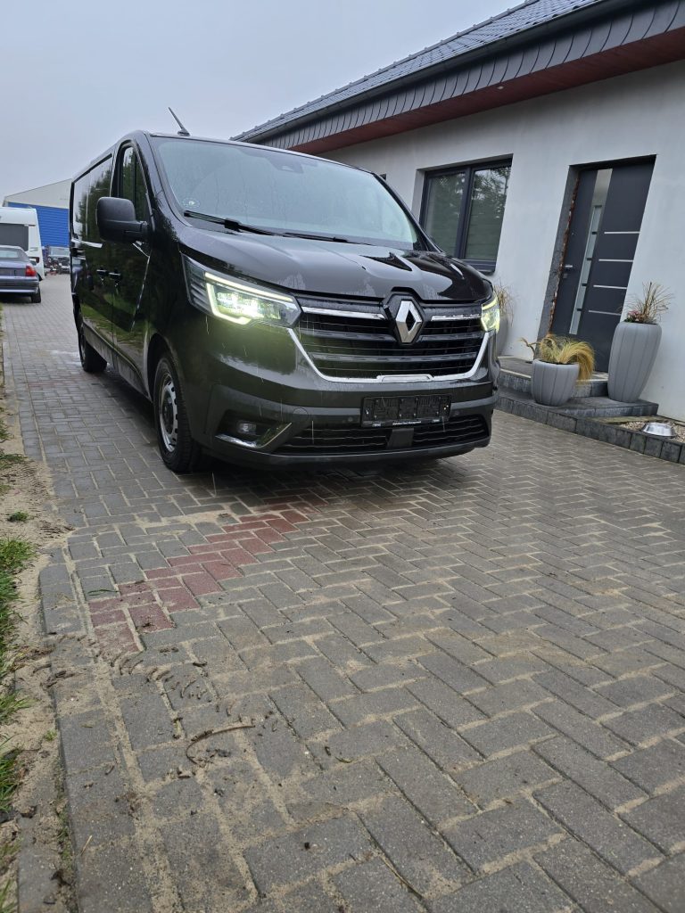 WhatsApp Image 2024-12-08 at 21.02.07