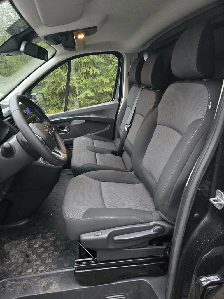 WhatsApp Image 2024-12-08 at 21.02.08 (1)