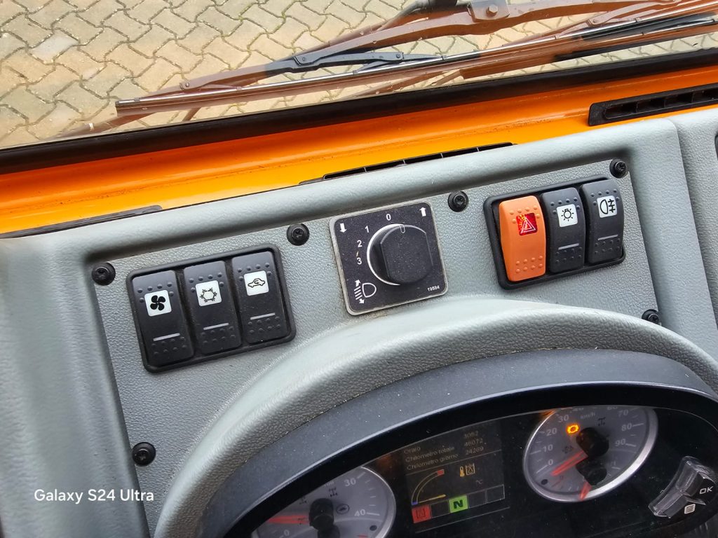 WhatsApp Image 2024-12-08 at 21.07.31 (2)