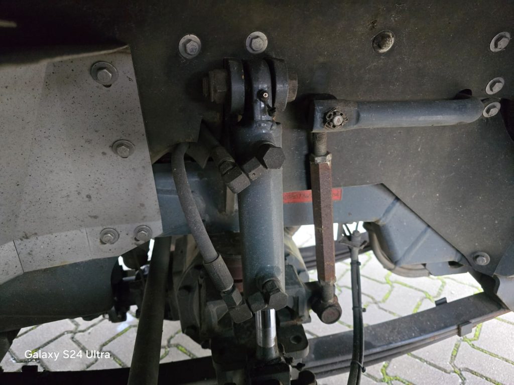 WhatsApp Image 2024-12-08 at 21.07.32 (4)