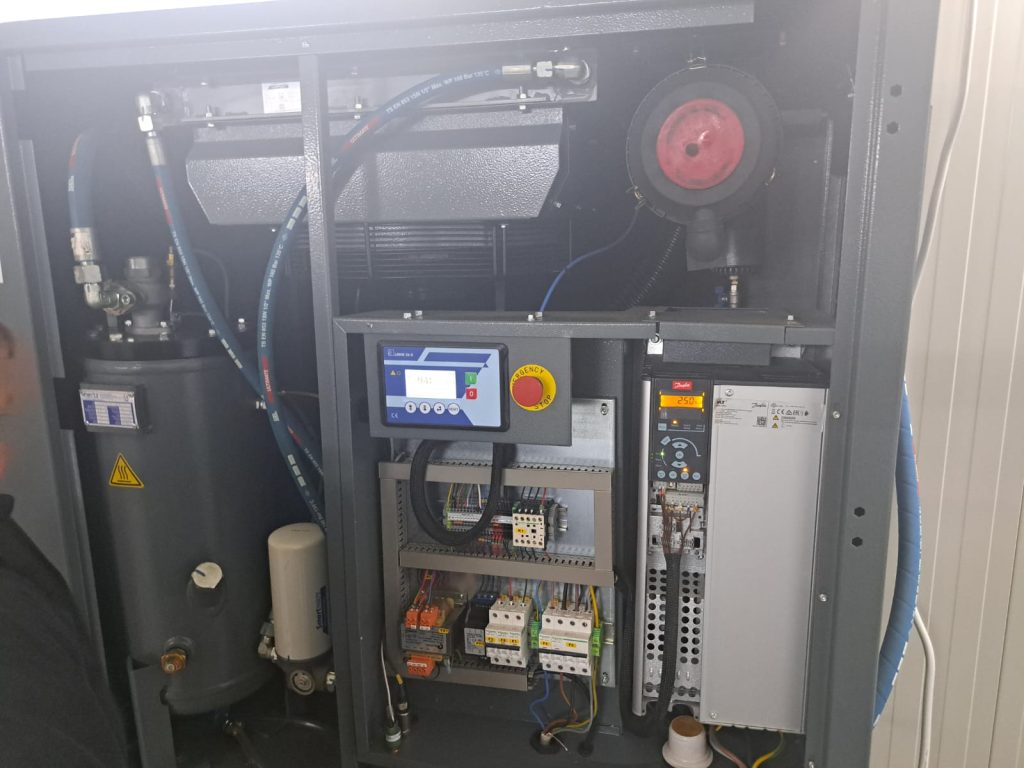 WhatsApp Image 2024-12-15 at 16.11.55 (6)