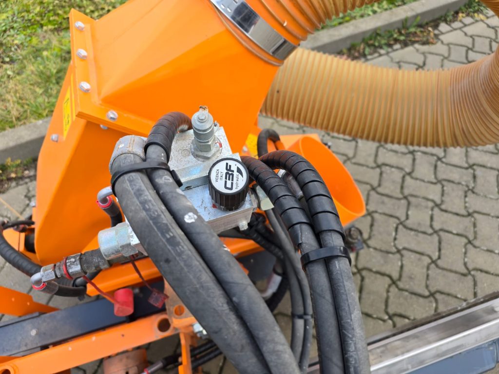 WhatsApp Image 2025-02-10 at 16.02.02 (1)